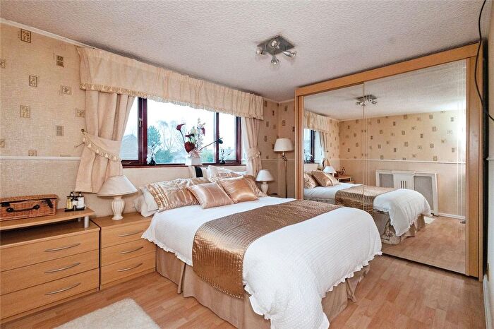 3 Bedroom Terraced House For Sale In Westmorland Drive, Stockport, Greater Manchester, SK5