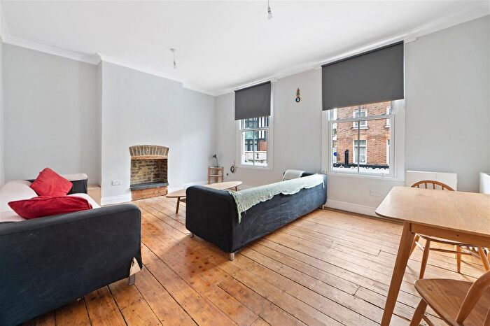 3 Bedroom Property To Rent In Green Lanes, London, N16