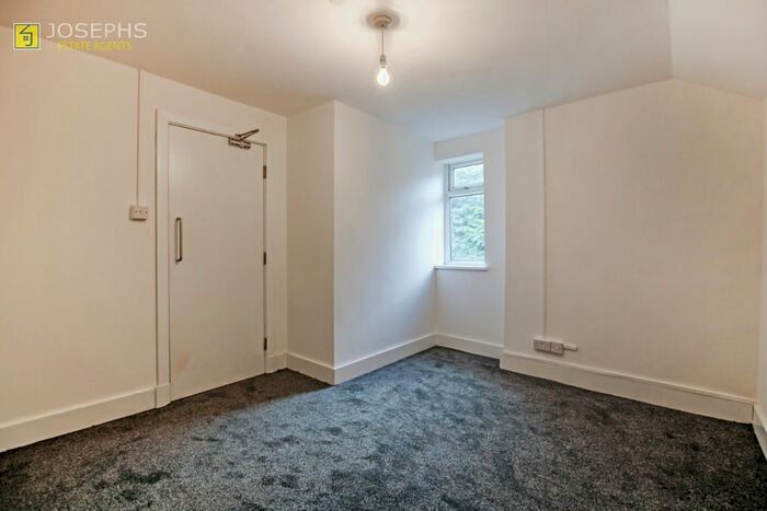 1 Bedroom Flat To Rent In Bromwich Street, Bolton, BL2