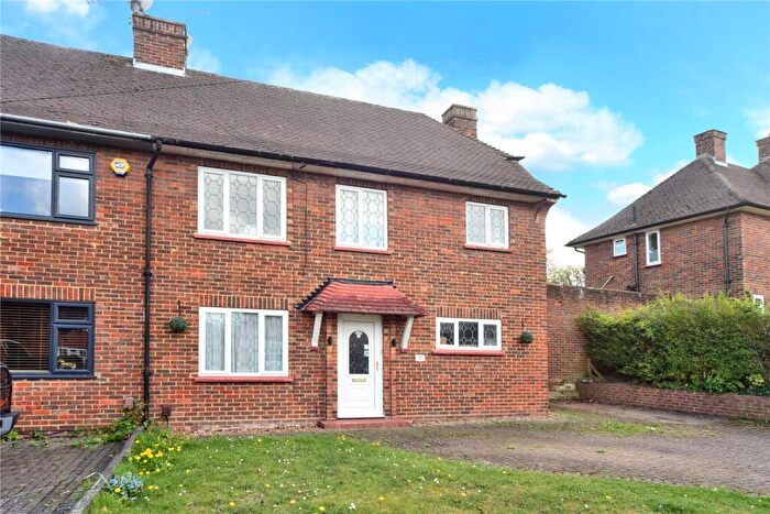 3 Bedroom House To Rent In Partridge Mead, Banstead, SM7