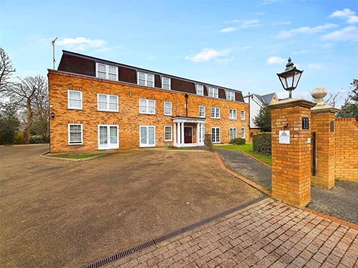 1 Bedroom Flat To Rent In St. James's Road, Hampton Hill, Hampton, TW12