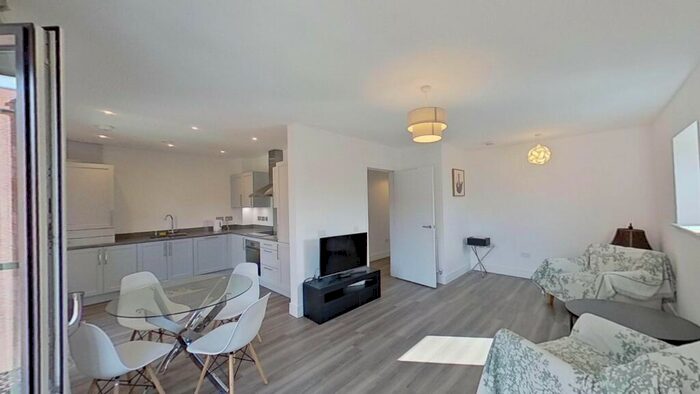 2 Bedroom Flat To Rent In Ocean Drive, Edinburgh, Midlothian, EH6