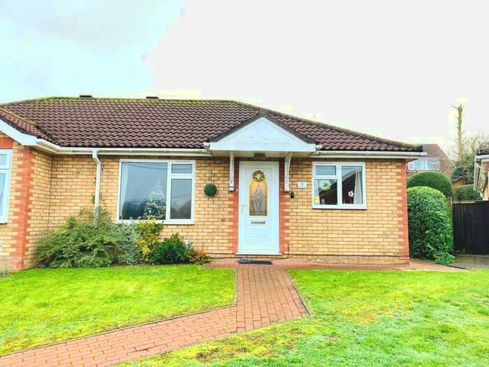 2 Bedroom Semi-Detached Bungalow To Rent In The Orchard, Washingborough, Lincoln, LN4