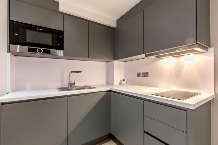 1 Bedroom Studio To Rent In Flat - St Quintin Avenue, London, W10