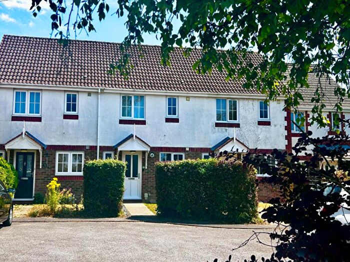 2 Bedroom Terraced House For Sale In Fairview Road, Hungerford, West Berkshire, RG17