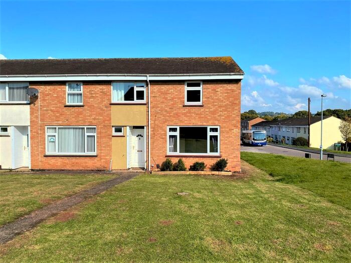 4 Bedroom Property To Rent In Hamlin Gardens, Exeter, EX1