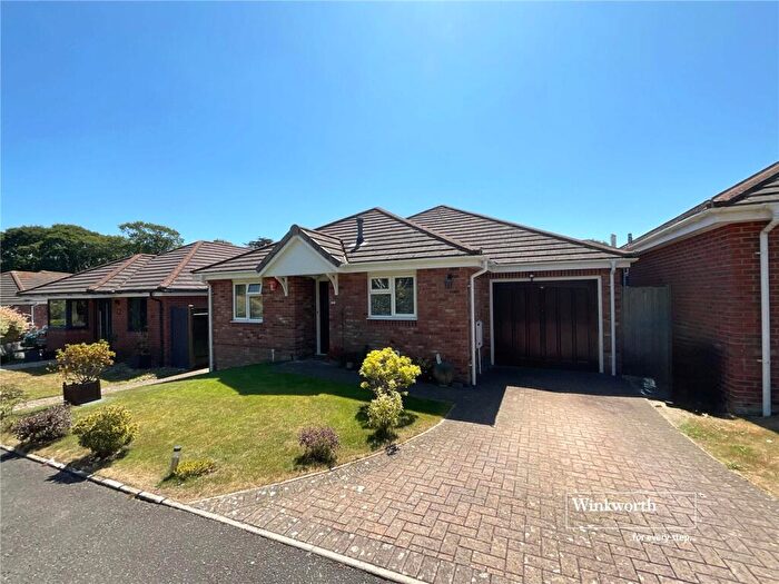 2 Bedroom Bungalow For Sale In May Gardens, Walkford, Christchurch, Dorset, BH23