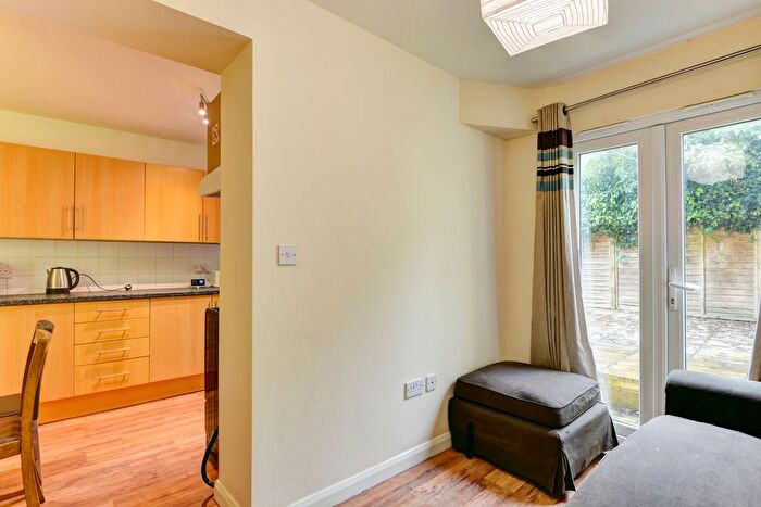 5 Bedroom Semi-detached House To Rent In Queens Park Road, Brighton, BN2