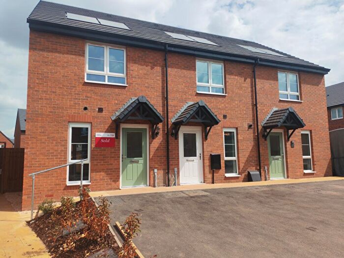 2 Bedroom House To Rent In Peveril Close, ST16