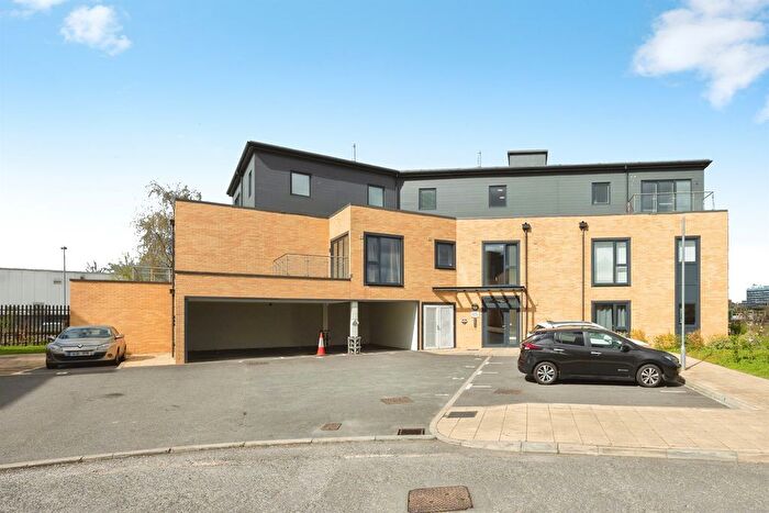 1 Bedroom Flat For Sale In New Town Apartments, Newtown Road, TN24