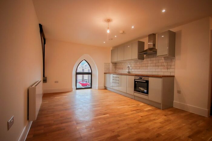 1 Bedroom Flat To Rent In Jasmin Place, London Road, Dover, CT17