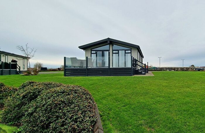 1 Bedroom Mobile/park Home For Sale In Coast Road, Berrow, Burnham-On-Sea, TA8