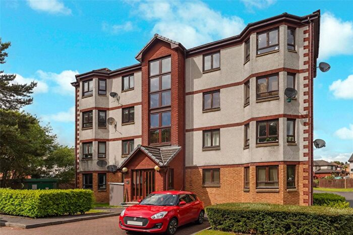 2 Bedroom Flat For Sale In Waverley Crescent, Livingston, West Lothian, EH54