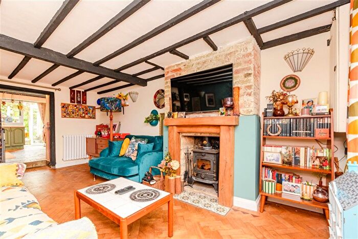 2 Bedroom Terraced House For Sale In School Lane, West Kingsdown, Kent, TN15