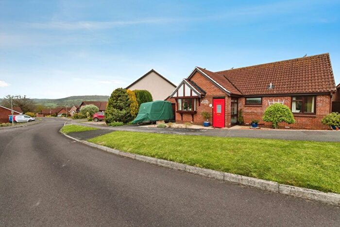 3 Bedroom Bungalow For Sale In Honeysuckle Drive, Honiton, Devon, EX14