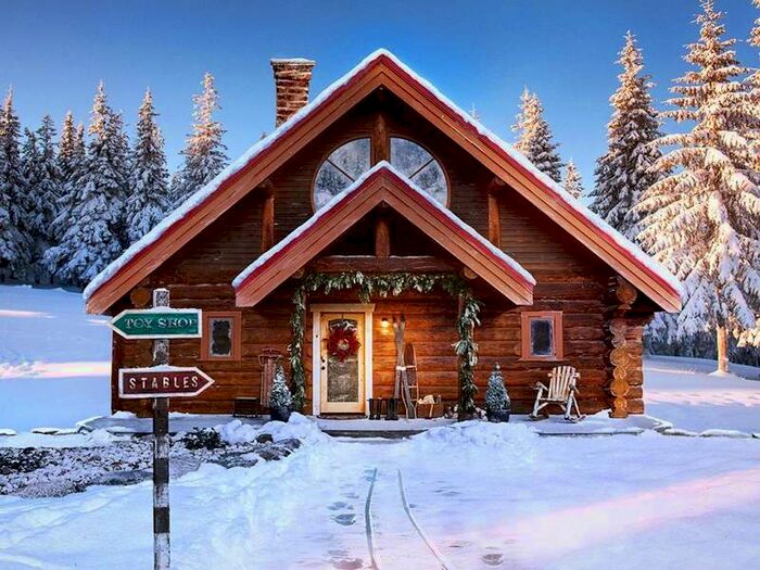 3 Bedroom Detached House To Rent In Santas Grotto, Candy Cane Lane, North Pole, LA9