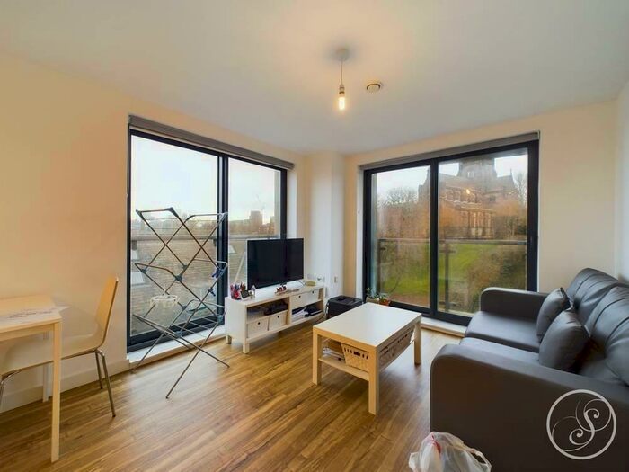 2 Bedroom Flat To Rent In Cross Green Lane, Leeds, LS9