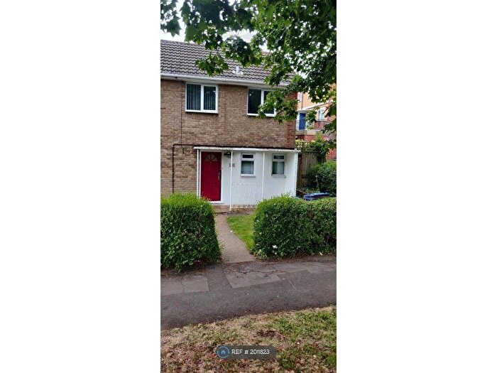 2 Bedroom End Of Terrace House To Rent In St. Stephens Road, Barnet, EN5