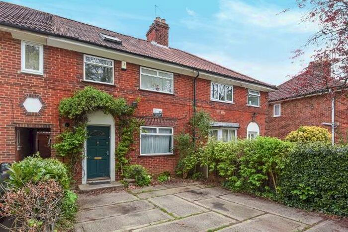 5 Bedroom Terraced House To Rent In Old Road, Oxford, Hmo Ready Sharers, OX3