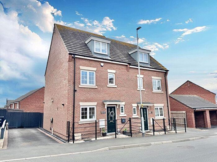3 Bedroom Semi-Detached House For Sale In Field Edge Drive, Barrow Upon Soar, LE12