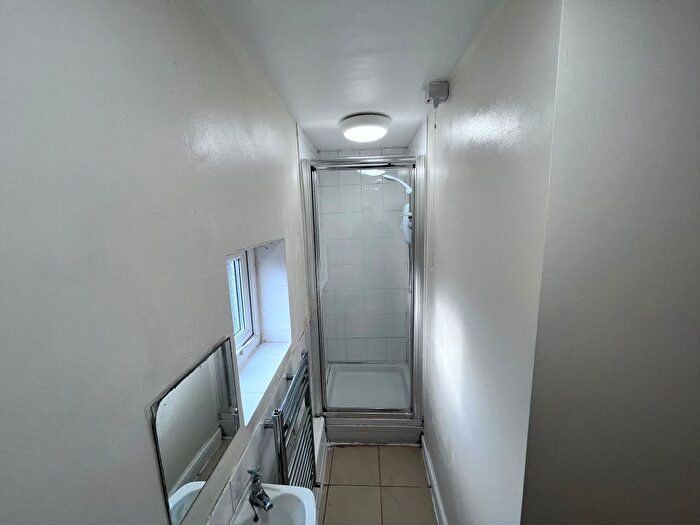 5 Bedroom End Of Terrace House To Rent In Barras Lane, Coventry, CV1