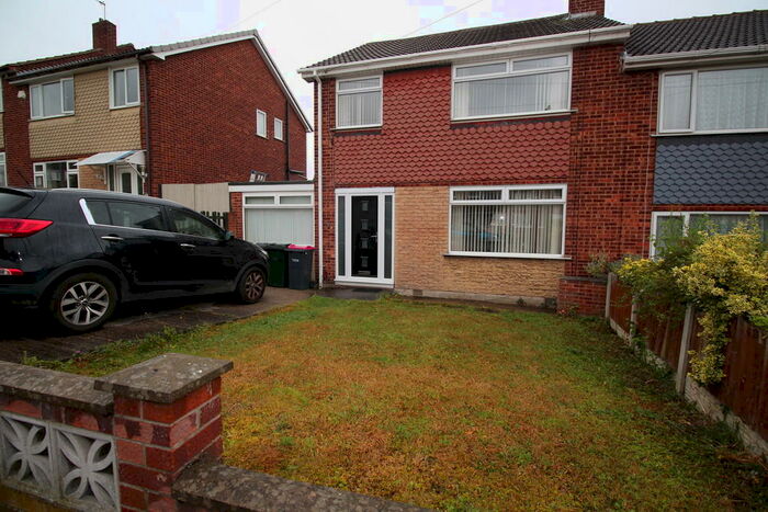 3 Bedroom Semi-Detached House To Rent In Thomas Street, Swinton, S64