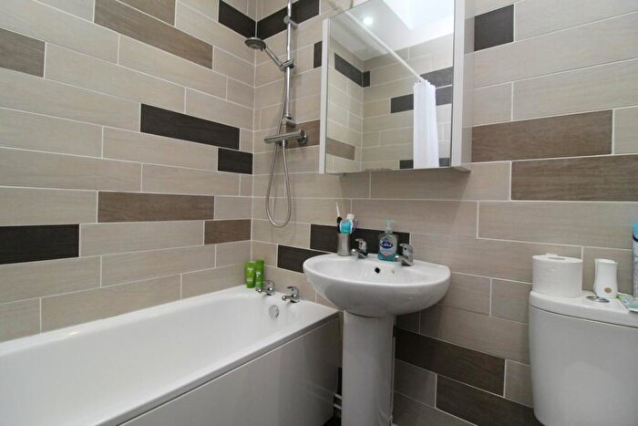 2 Bedroom Terraced Bungalow For Sale In Poplar Drive, Herne Bay, CT6