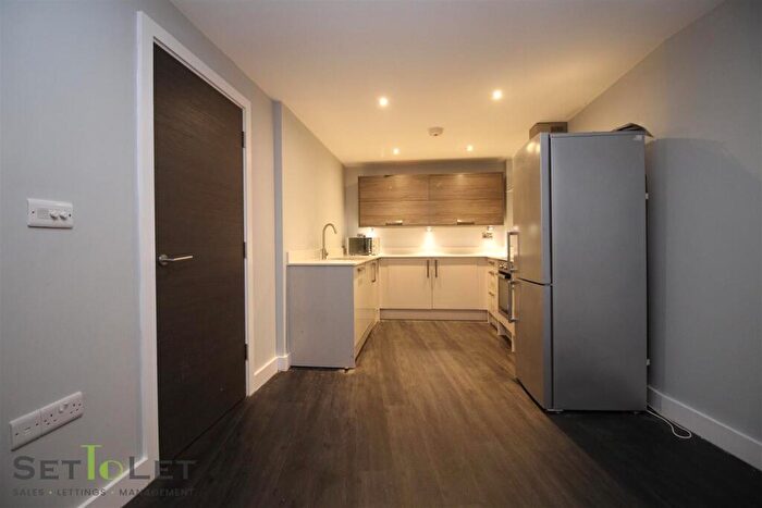 2 Bedroom Apartment To Rent In Agin Court, Charles Street, Leicester, LE1