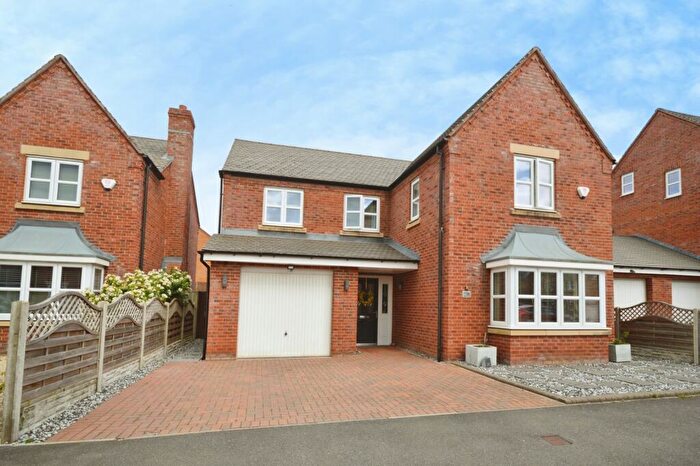 4 Bedroom Detached House For Sale In Cobblestone Drive, Swadlincote, Derbyshire, DE11