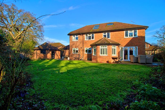 6 Bedroom Detached House For Sale In Randall Mead, Binfield, Bracknell, RG42