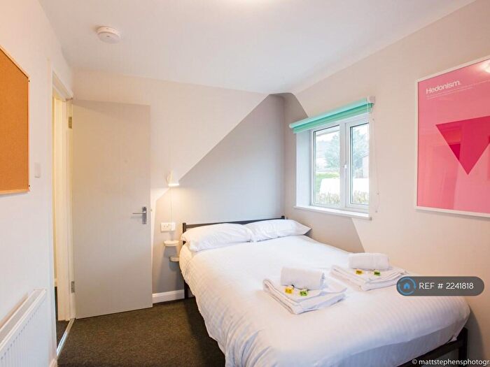 6 Bedroom Semi-Detached House To Rent In Hornby Road, Brighton, BN2