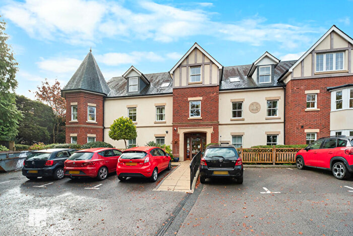 1 Bedroom Flat For Sale In Cwrt Pegasus, Cardiff Road, Llandaff, Cardiff, CF5