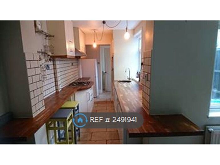 2 Bedroom Terraced House To Rent In Princess Road, Hinckley, LE10