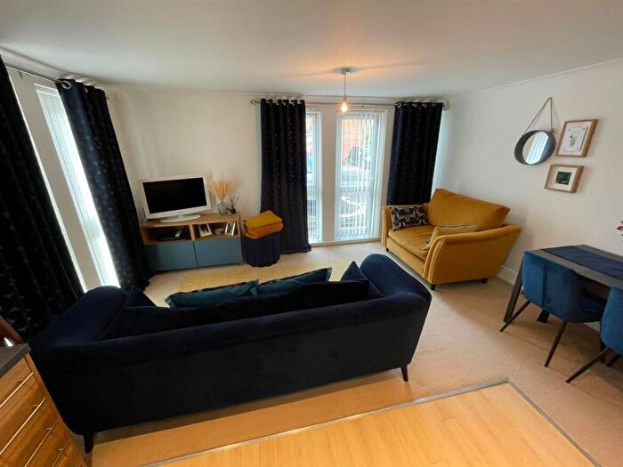 2 Bedroom Apartment For Sale In Glaisdale Court, Darlington, DL3