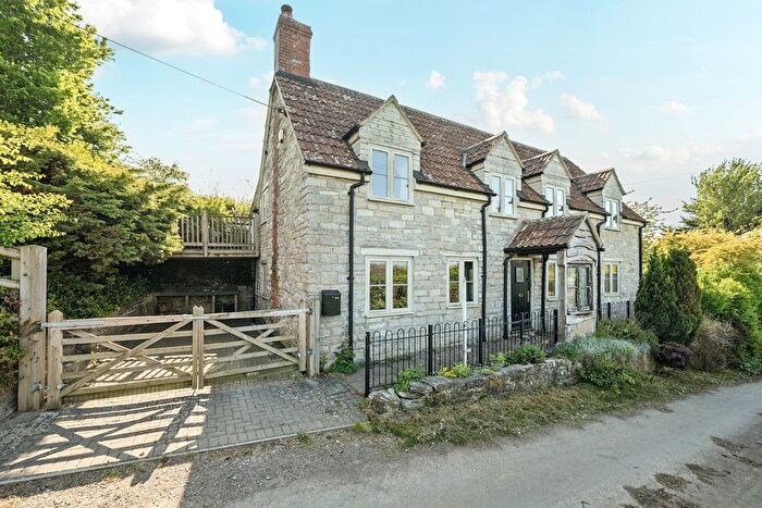 4 Bedroom Detached House For Sale In South Barrow, Yeovil, Somerset, BA22