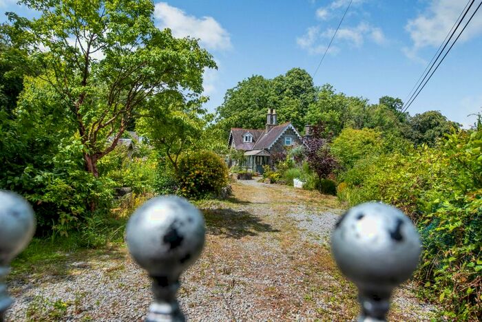 4 Bedroom Detached House For Sale In Llanfynydd Road, Dryslwyn, SA32