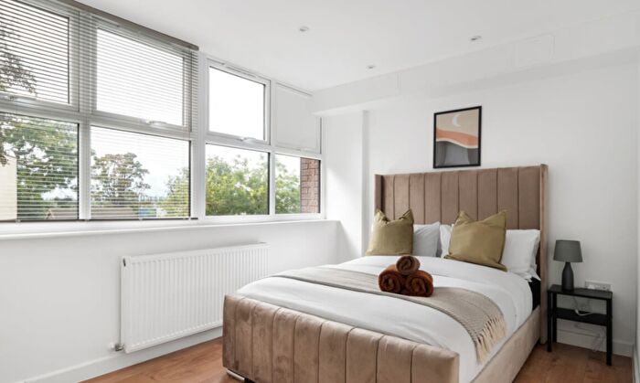 1 Bedroom Flat To Rent In Rickfords Hill, Aylesbury, HP20