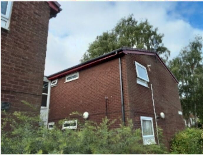 1 Bedroom Ground Flat To Rent In Dunmow Court, Stockport, Greater Manchester, SK2