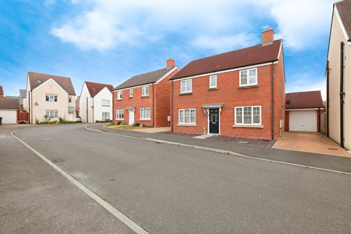 4 Bedroom Detached House For Sale In The Folly, Amesbury, Salisbury, SP4