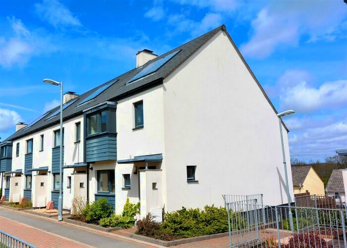 2 Bedroom House To Rent In Northey Road, Bodmin, PL31