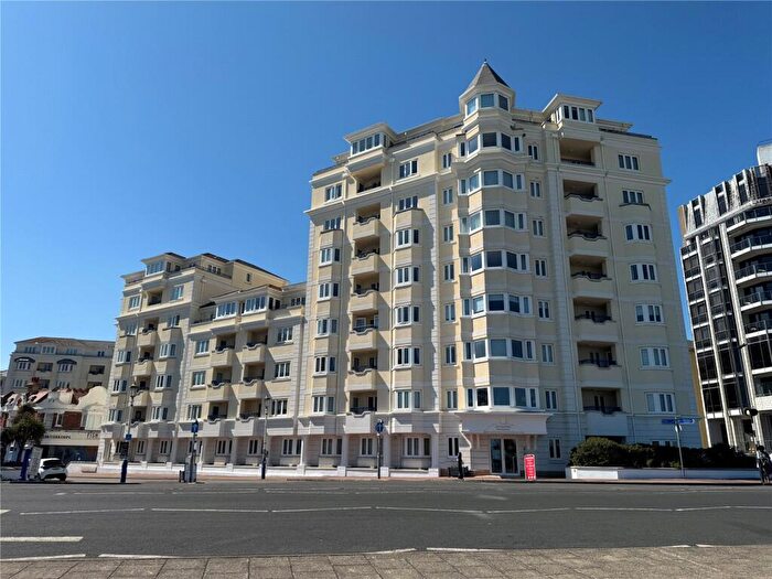 3 Bedroom Flat For Sale In Grand Parade, Eastbourne, East Sussex, BN21