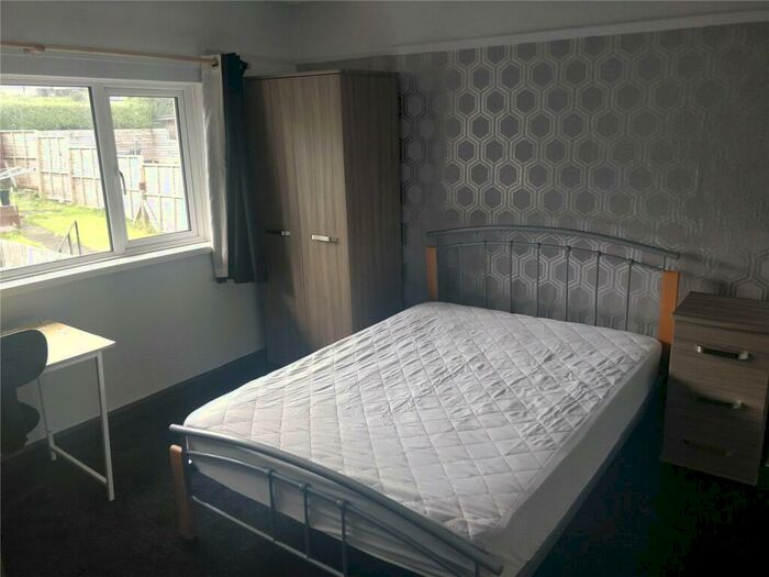 3 Bedroom Terraced House To Rent In Trem Elidir, Bangor, LL57