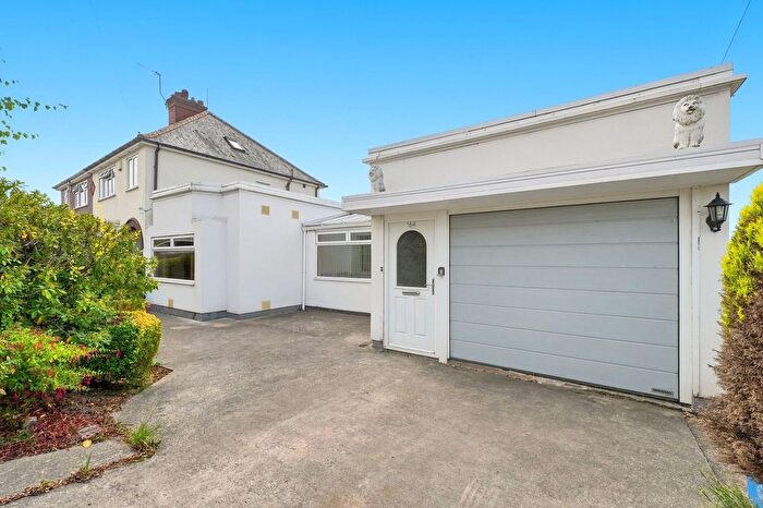 2 Bedroom Detached House For Sale In Brockwell Lane, Chesterfield, S40