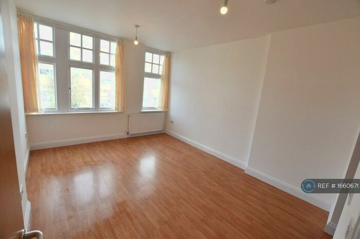 1 Bedroom Flat To Rent In Guildford Street, Luton, LU1