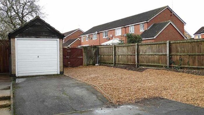 2 Bedroom Bungalow To Rent In Green Lane, Peterborough, PE7