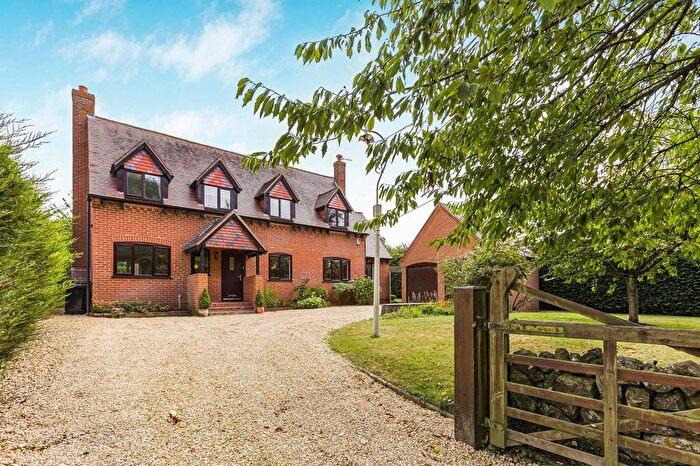 5 Bedroom Detached House For Sale In Southend, Garsington, OX44