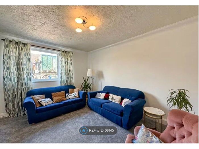 3 Bedroom Terraced House To Rent In Donnington Bridge Road, Oxford, OX4