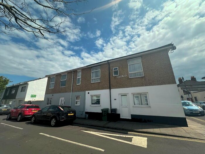 2 Bedroom End Of Terrace House To Rent In Langley Road, Portsmouth, Hampshire, PO2