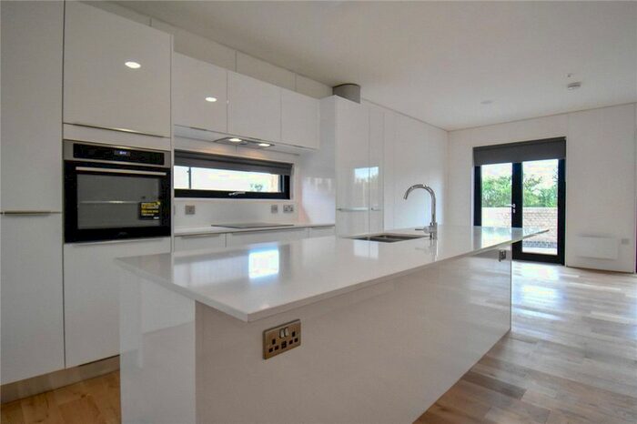 3 Bedroom Semi-Detached House To Rent In Lockhart Way, Northstowe, Cambridge, CB24