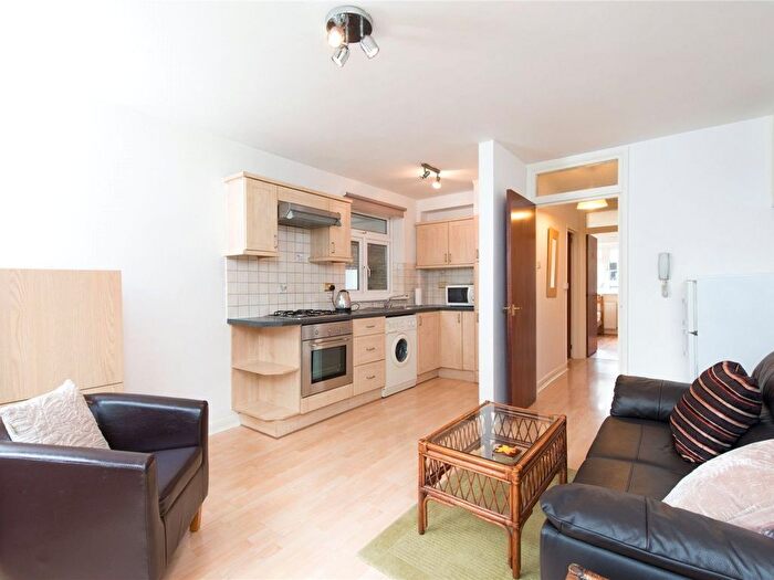 1 Bedroom Flat To Rent In Cambridge Road North, London, W4